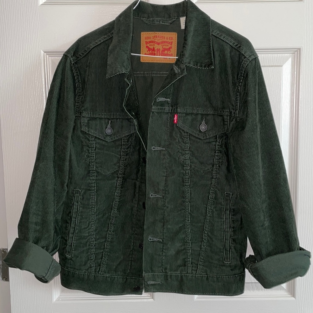 Levis, corduroy jacket, dark olive  Men’s Small/ Women’s Medium.